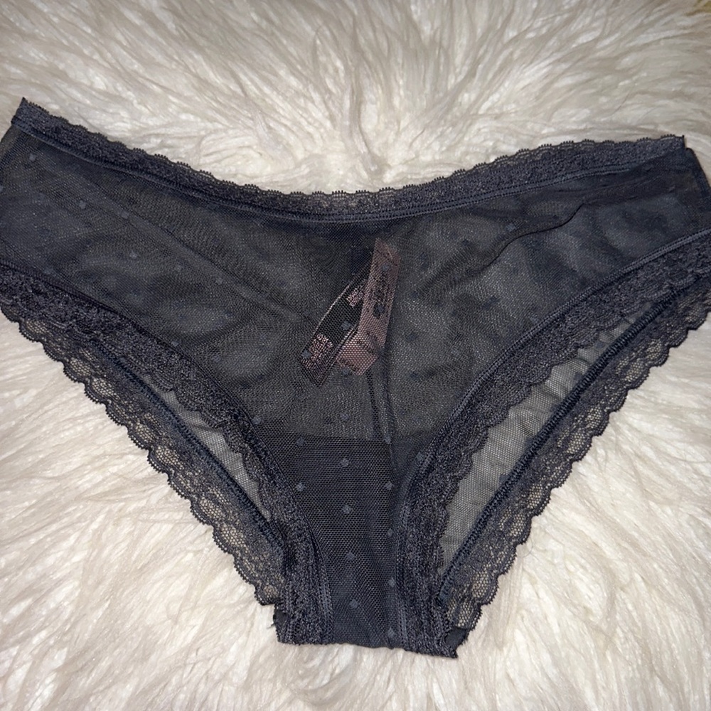 🆕 VS LACE CHEEKY PANTY